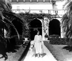 Gloria Swanson Estate 1922 #2